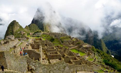 Zboruri ieftine către Peru